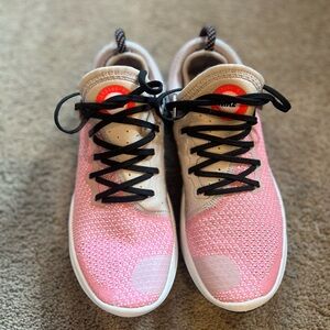 Women’s Nike Joyride Size 10. Brand New